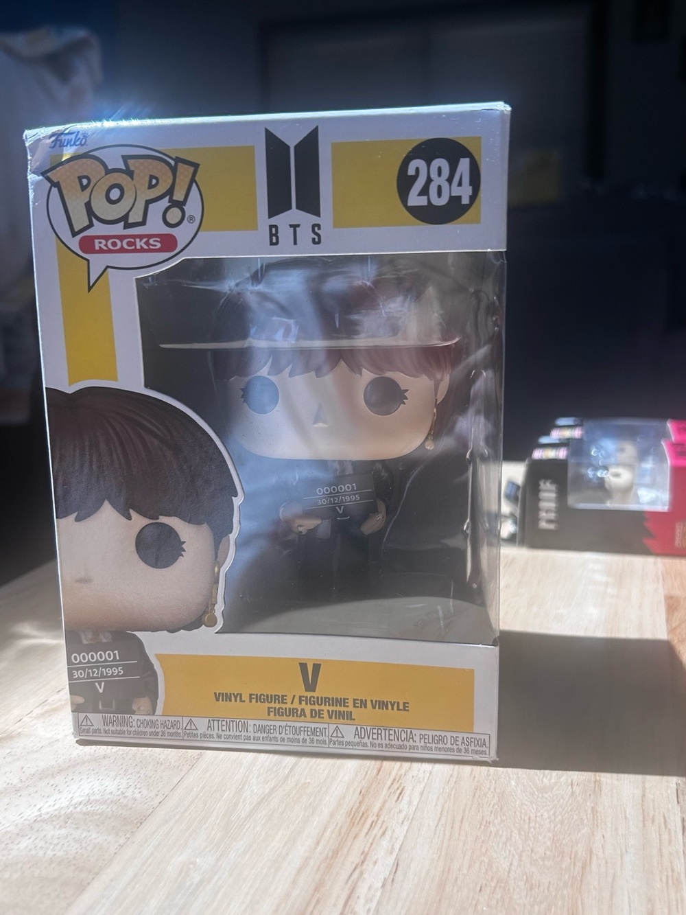 Funko Pop Rocks BTS V Black & Yellow Vinyl Figure #284